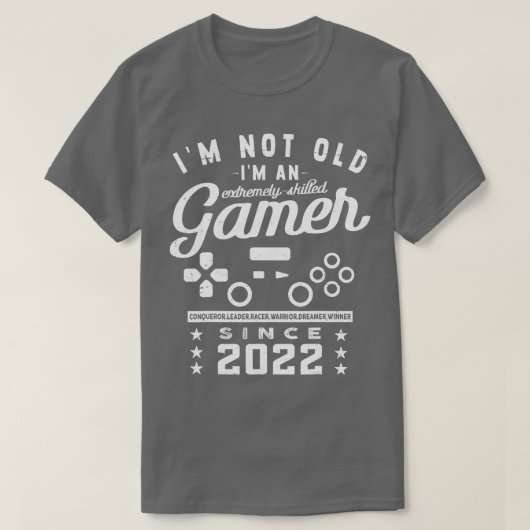 Im Not Old Im A熟練した2022VideogameGaming Tシャツ (デザイン正面)