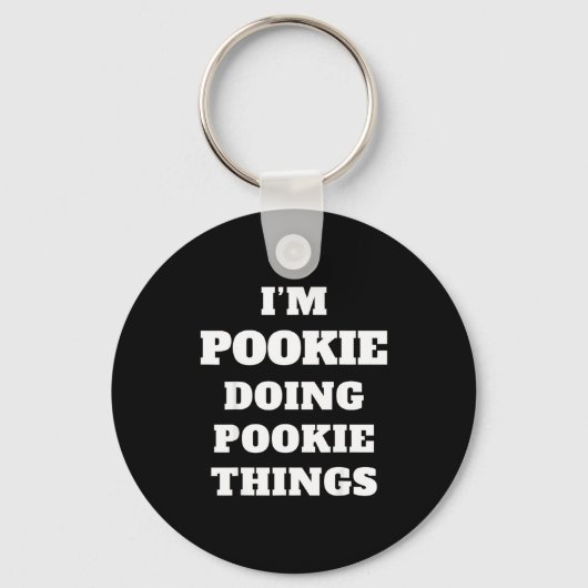 I'm Okie Doing Okie Things Aesthetic Slang Viral G キーホルダー (正面)