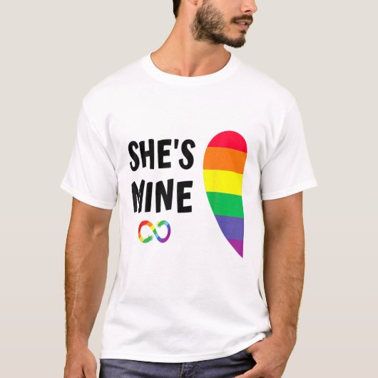 Im Shes Mine Matching ForプライドLesbian Coupl Tシャツ (正面)
