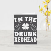 I'm The Drunk Redhead Funny St Patricks Day カード (黄色い花)