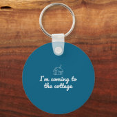 I'm To Coming Cottage Cozy Quote キーホルダー (正面)