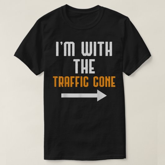 I'm With The Traffic Cone Costume Funny Halloween  Tシャツ (デザイン正面)