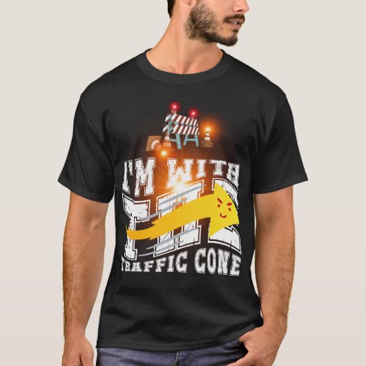 I'm With the Traffic Cone Funny Halloween Couples Tシャツ (正面)