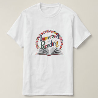 Immersed in reading tシャツ