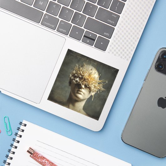 Impending Beauty — Gothic Fine Art シール (ノートパソコンとiPhone)