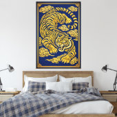 Imperial Tiger – Gold & Blue Canvas Print キャンバスプリント (インサイチュ (寝室))