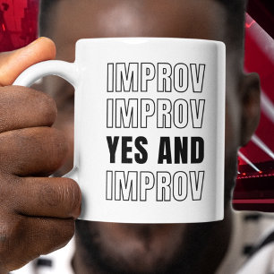 IMPROVYESとカスタマイズ可能な即興喜劇 マグカップ