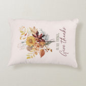 In All Things,  与え感謝してい – 秋のフローラ花束 アクセントクッション (裏面)
