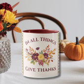 In All Things Give Thanks Burgundy Gold Damask マグカップ