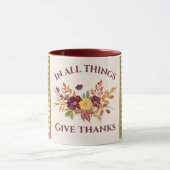 In All Things Give Thanks Burgundy Gold Damask マグカップ (中央)