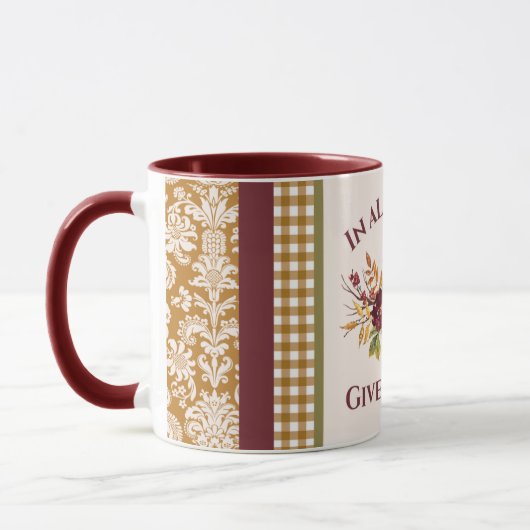 In All Things Give Thanks Burgundy Gold Damask マグカップ (左)