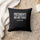 In America Presidents Are Not Kings Retro Classic クッション (ブランケット)