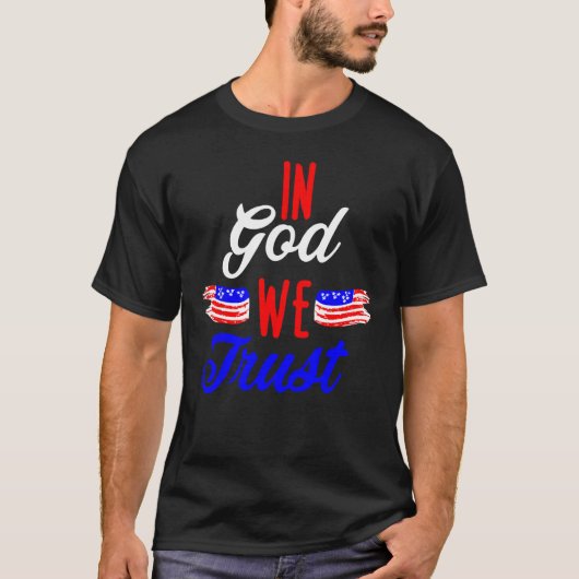 In God We Trust Patriotic Christian 4th of July US Tシャツ (正面)