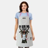 In God We Trust Rebel エプロン (着用した状態)