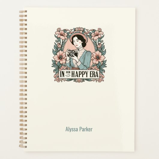 In Her Happy Era女性のためのデイリープランナー プランナー手帳 (正面)