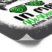 In May We Wear Green Messy Bun - Mental Health Awa ポスター (角)