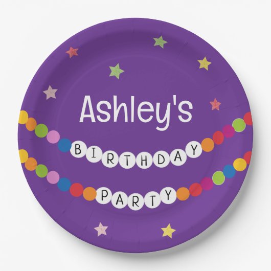 In My Friendship Bracelet Era誕生日パーティー ペーパープレート (正面)