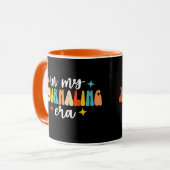 In My Journaling EraレトロGroovyジャーナリズム マグカップ (正面左)