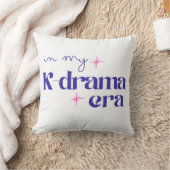In My Kdrama Era Typography modern Throw Pillow クッション (ブランケット)