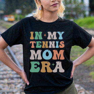 In My Tennis Mom Era Groovyレトロ Tシャツ