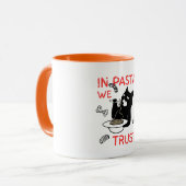 In Pasta We Trust – Funny Cat Lover Mug マグカップ (正面左)
