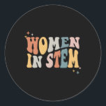 In Stem Steminist Science Female Engineer Tech ラウンドシール<br><div class="desc">女性インスパイアのSTEMプロフェッショナル、エンジニア、テクノロ鮮やかストの連合を代表するデザインを通じて、ジェンダーの多様性を促進する。</div>