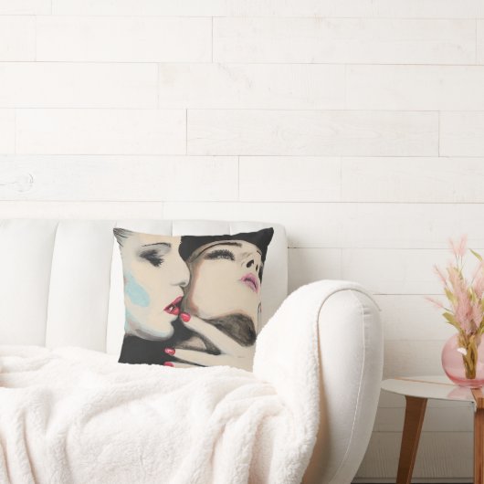 'In the Shadows'絵を描の上に クッション (ソファ)