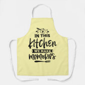 In This Kitchen We Make Memories – Heartwarming エプロン (正面)