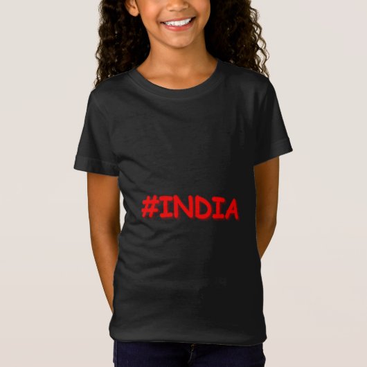 「#India」かわいいデザイン。買今 Tシャツ (正面)