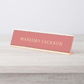 Indian Red Minimalist Plain Modern Aesthetic Look デスクネームプレート (正面)