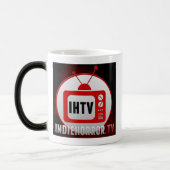 IndieHorror.TVの変形させるマグ モーフィングマグカップ (左)