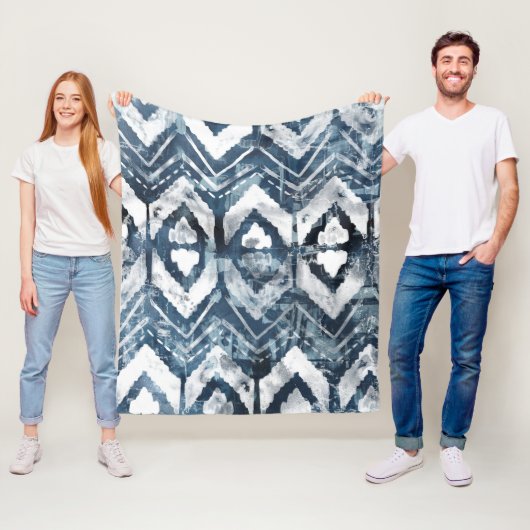 Indigo抽出 – 幾何学模様 フリースブランケット (インサイチュ)