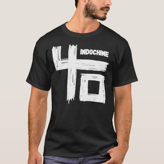 Indochine 40ロゴツアー2021カカチンエッセンシャルエス tシャツ (正面)