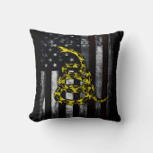 Industrial American Flag and Snake Clock クッション (正面)
