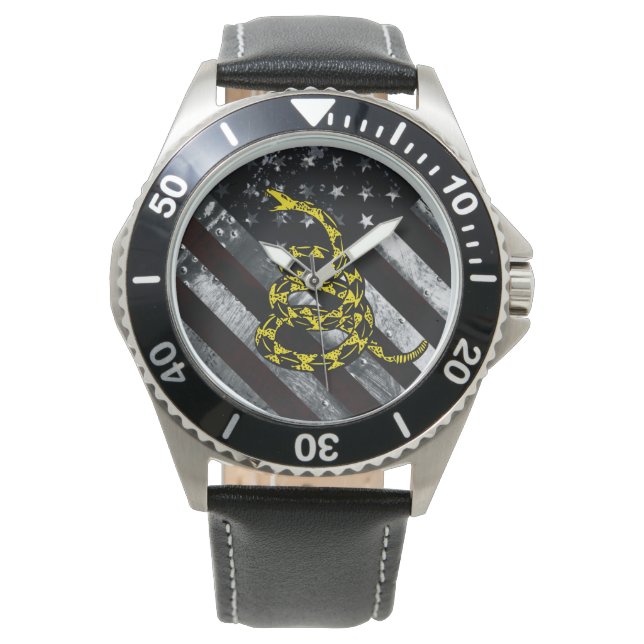 Industrial American Flag and Snake Clock 腕時計 (正面)