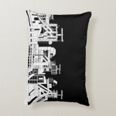 Industrial Skyline Accent Pillow アクセントクッション (裏面(縦))