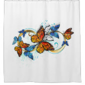 Infinity of Monarch Butterflies シャワーカーテン (正面)