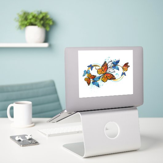 Infinity of Monarch Butterflies シール (デスク上のノートパソコン)