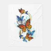 Infinity of Monarch Butterflies フリースブランケット (正面)