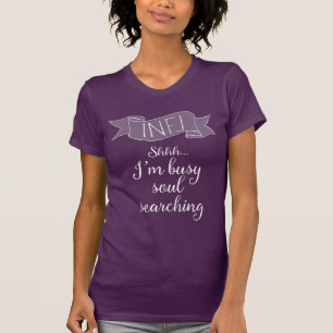 INFJおよび内省 Tシャツ