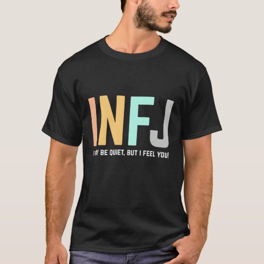 Infjパーソナリティ型イントロバート Tシャツ (正面)
