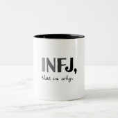 INFJ、そういうわけで。 内向的な性格特徴 ツートーンマグカップ (中央)
