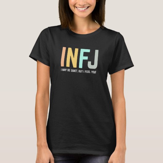INFJ+性格タイプ+内向型 Tシャツ (正面)