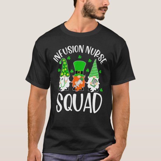 Infusion Nurse Squad Nursing St Patrick Day Gnomes Tシャツ (正面)