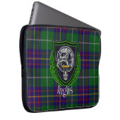 Inglis Scottish Clan Tartan and Crest  ラップトップスリーブ (正面右)