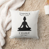 Inhale Exhale Yoga クッション (ブランケット)