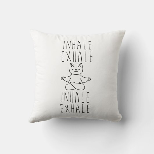 inhale Exhale yoga cat クッション (裏面)