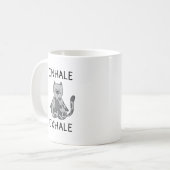 Inhale Exhale Yoga Cat コーヒーマグカップ (正面左)