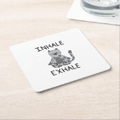 Inhale Exhale Yoga Cat スクエアペーパーコースター (アングル)