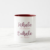 Inhale My Dreams — 11oz.マグ ツートーンマグカップ (中央)
